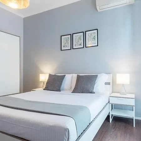 Modern And Bright 2 Bed Flat Near San Peter